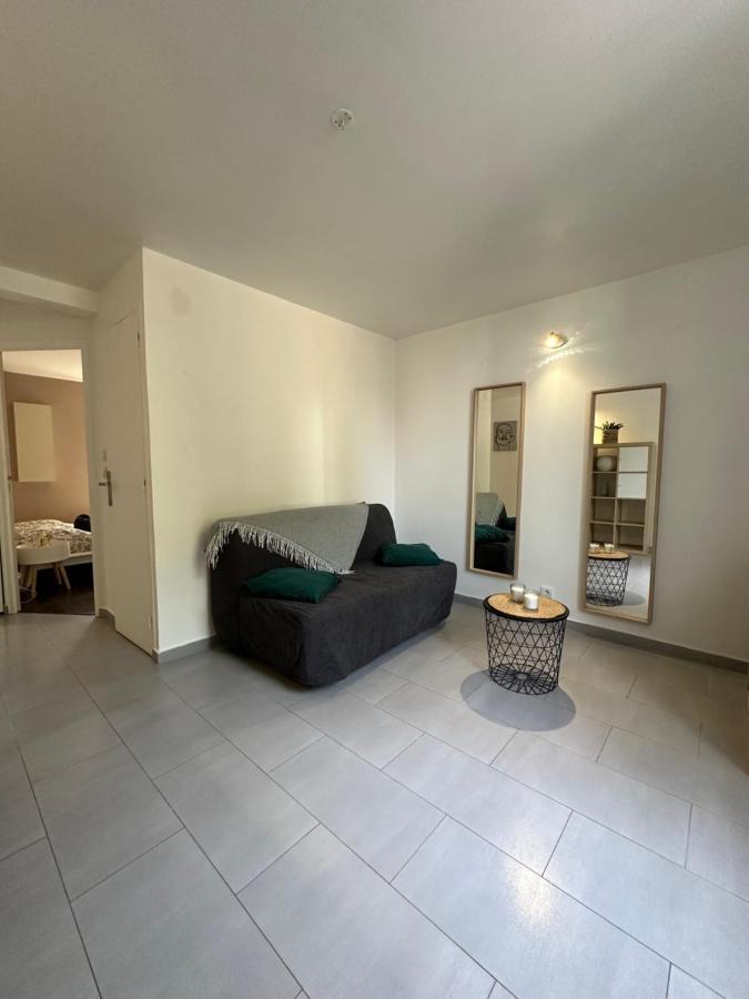 Superbe Appartement Cosy Jardin Corbeil-Essonnes Esterno foto
